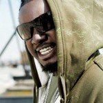T-pain loses teeth in a freak accident …